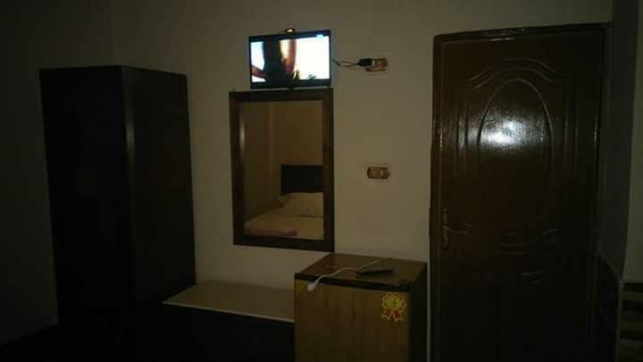 Ciao Hotel Cairo Exterior photo